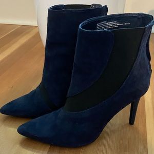 Nine West Suede Booties Sz 8